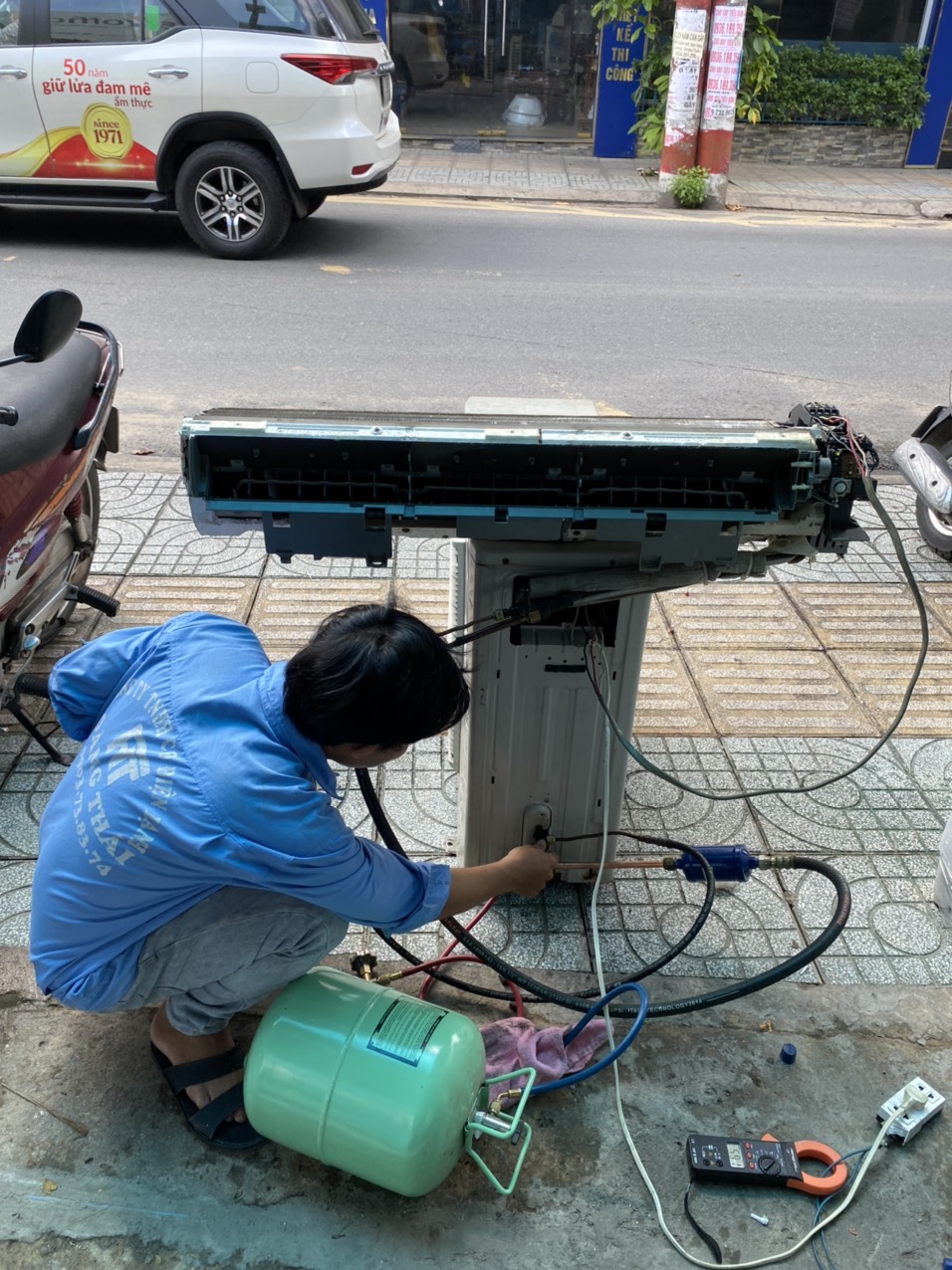 Vệ sinh máy lạnh quận 12, Điện máy Quận 12