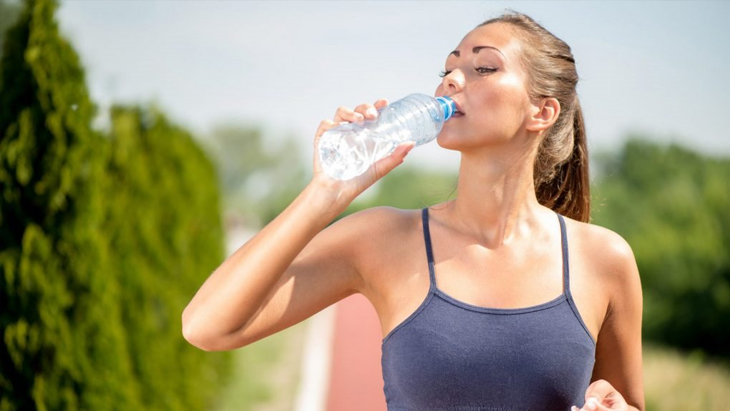 Vệ sinh máy lạnh quận 12, Điện máy Hoàng Thái quận 12