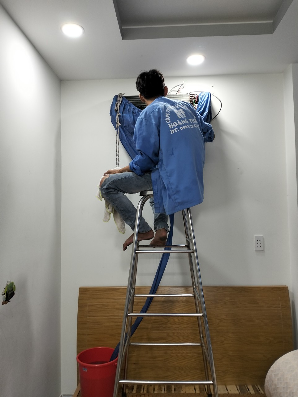 Vệ sinh máy lạnh quận 12, Điện máy Hoàng Thái quận 12